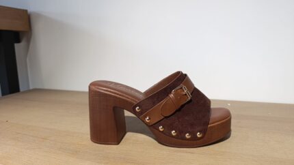 ZUECO MARRON